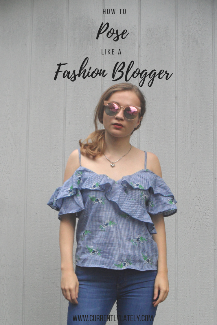 How to pose like a fashion blogger